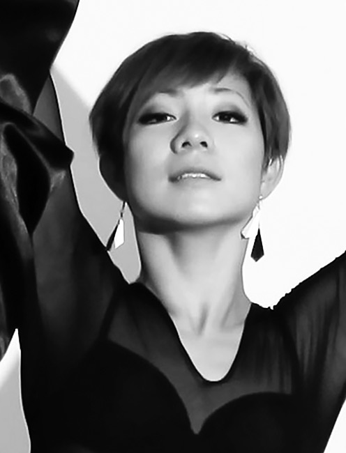 Yong Ling Shi, Cecilia