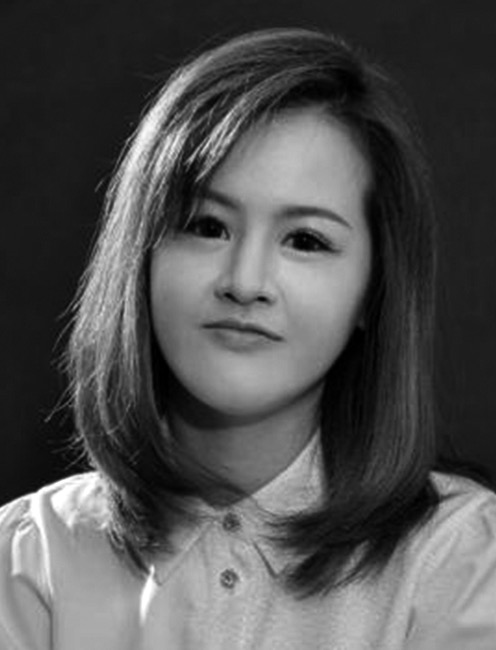 Lau Zing Yik, Felecity